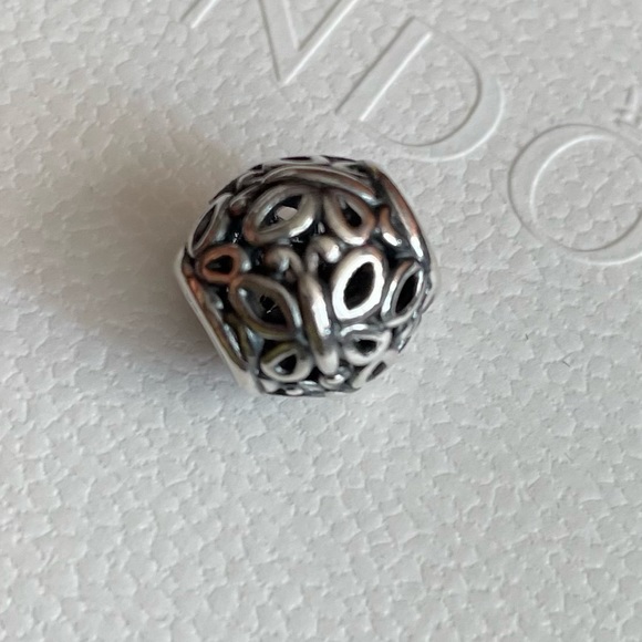 Retired Pandora Openwork Butterfly Garden Bead Charm Fits Pandora Bracelet Rare - Picture 2 of 8